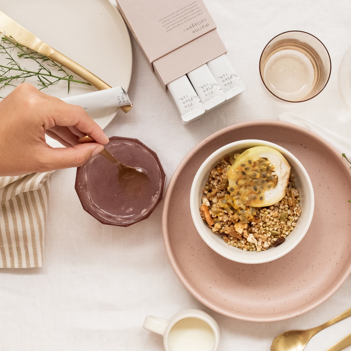 homemade-granola-with-fruit
