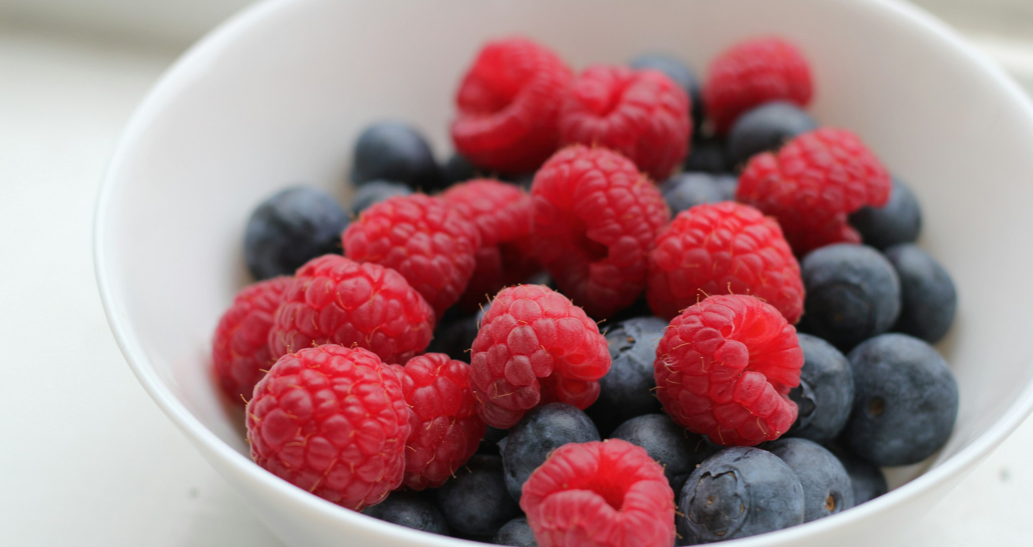 Improve Your Skin Naturally with Berries